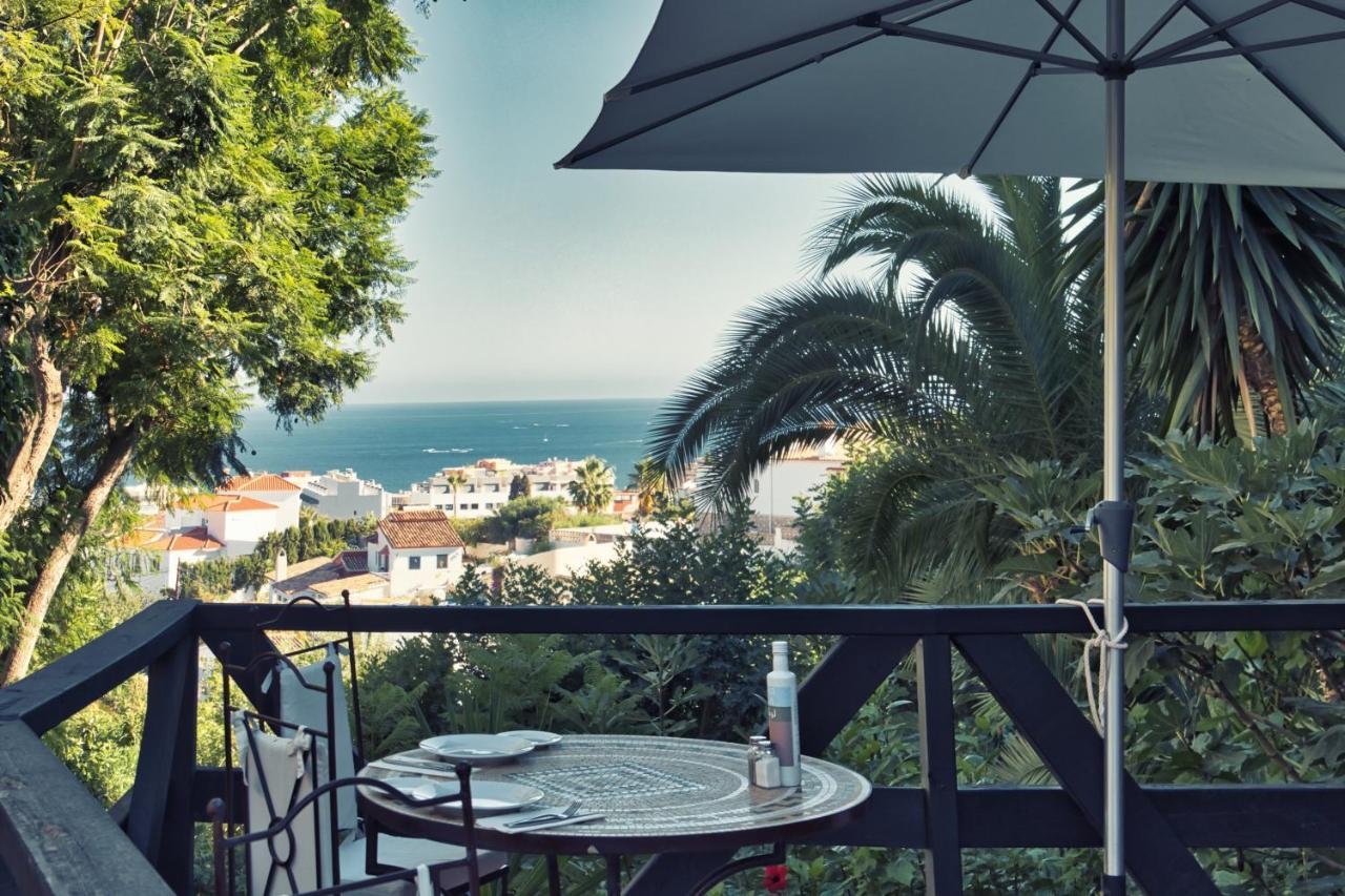 Boutique Hotel Las Islas (Adults Only) Фуэнхирола Экстерьер фото